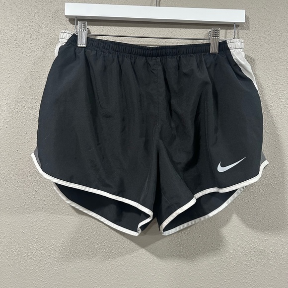 Nike Black Womens Running Shorts - Picture 1 of 4